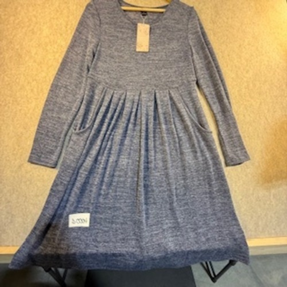 Emery Rose Blue Heathered Long Sleeve Empire Waist Pleated Pocket Dress Size‎ M